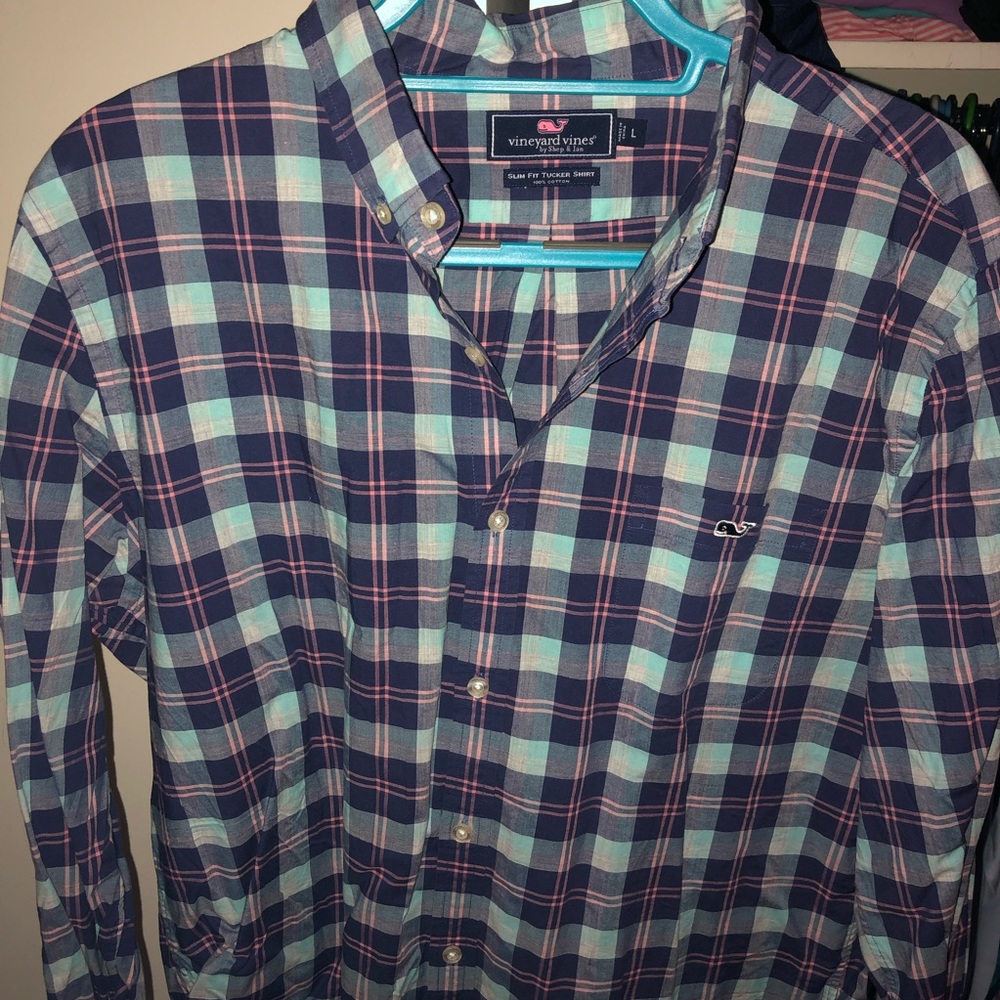 Vineyard Vines Button Down Size Large - image 1